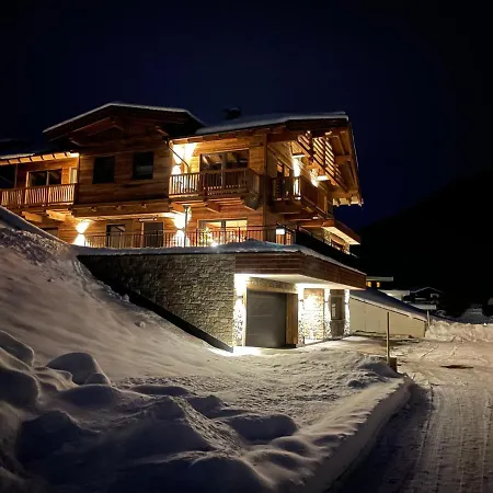 Apartment Mountain